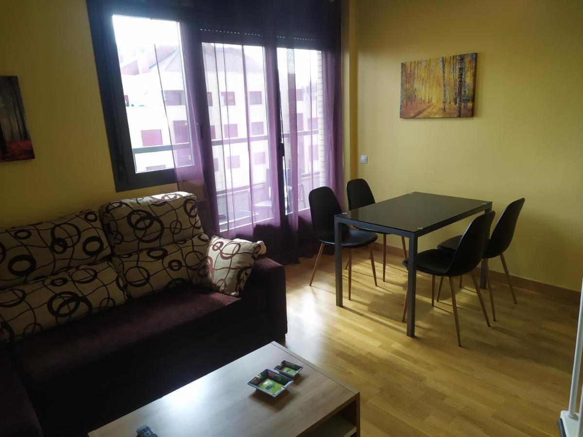 Apartamento Italia Piscina Aire Acondicionado Terraza Y Vistas Montana Ideal Para Mascotas Logrono Bagian luar foto